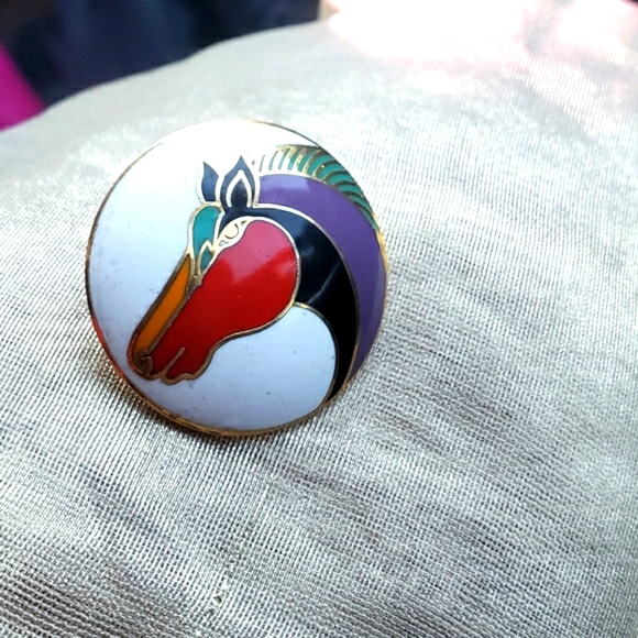 LAUREL BURCH RARE KUNDUS UNIQUE HORSE EARRINGS GOLD TONE ROUND MULTI COLORED - Picture 3 of 5